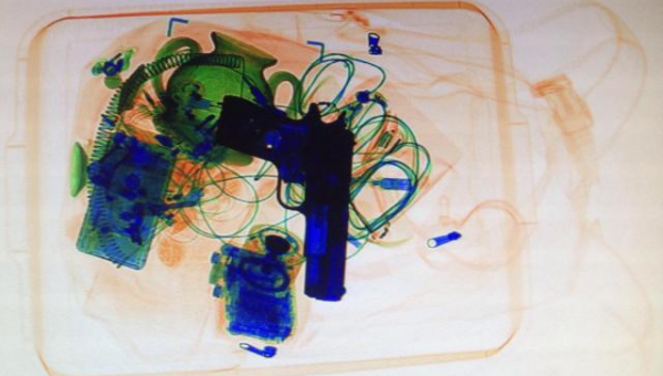 Madison Cawthorn caught by TSA bringing a loaded handgun through airport security — again | Boing Boing