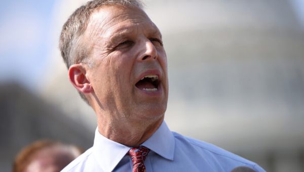 Republican congressman says FBI seized his cellphone | News Channel 3-12