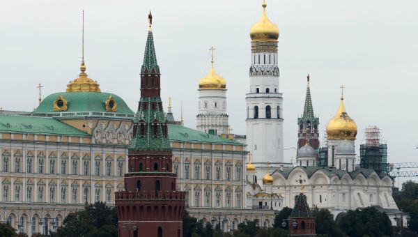 Russian accused of using US political groups to spread propaganda