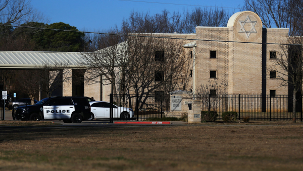Malik Faisal Akram’s brother urged him to end Texas synagogue standoff in phone call
