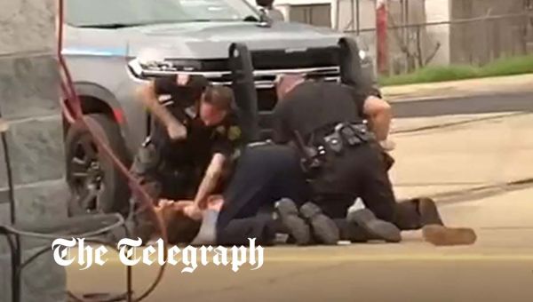 US police officers suspended after savage beating of suspect caught on video