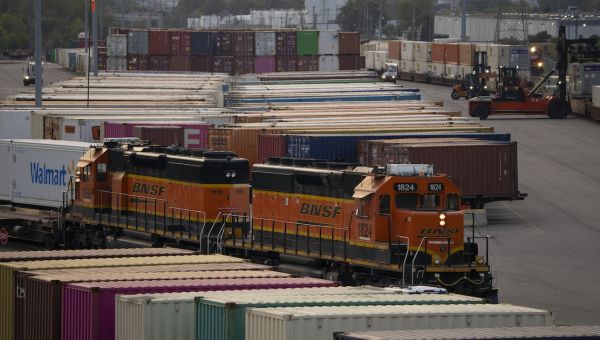 Minnesota farmers and businesses dependent on rail sigh relief after strike averted