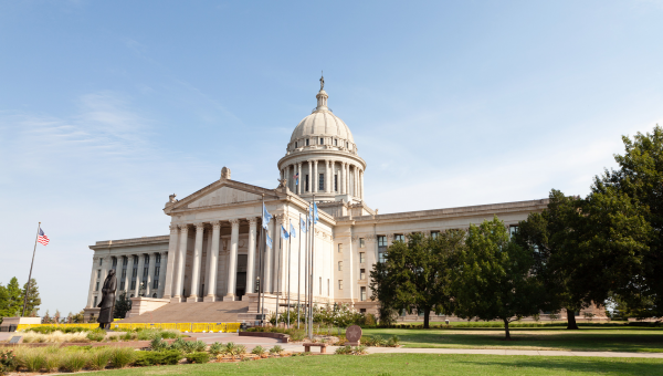 Oklahoma Lawmakers Pass the Nation’s Strictest Abortion Law, Banning Abortion After ‘Fertilization’ – RELEVANT
