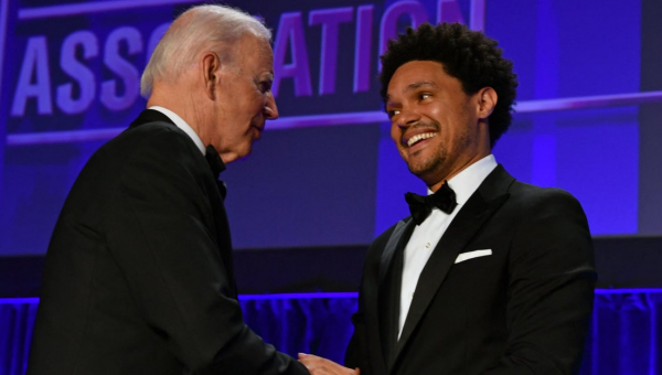 The White House Correspondents' Dinner Happened Like Everything's Fine And My Head Almost Exploded