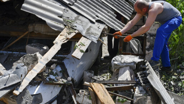 Live updates | Russia to raise minimum wage, pensions