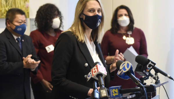 Stamford mayor ‘hopeful’ to make decision next week on lifting city-wide mask mandate