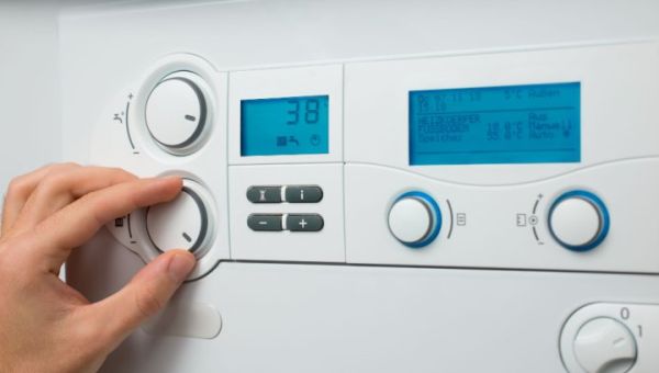 Industry calls on government, as energy price cap skyrockets to £3,549 – Energy Live News