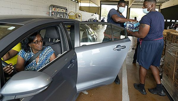 Mississippi capital: Water everywhere, not a drop to drink – The Philadelphia Sunday Sun